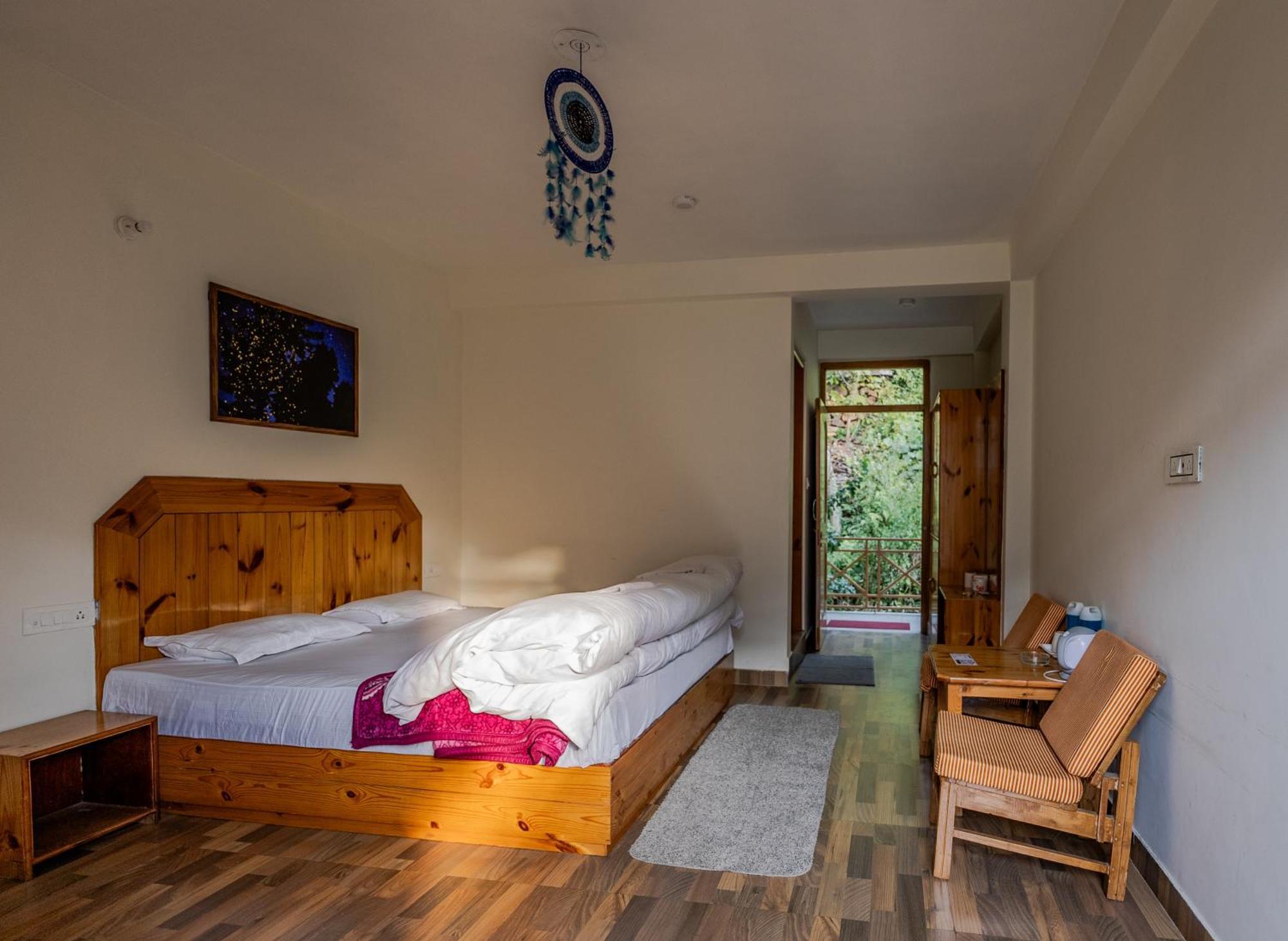 God'S Land Bed and Breakfast Manāli Exterior foto