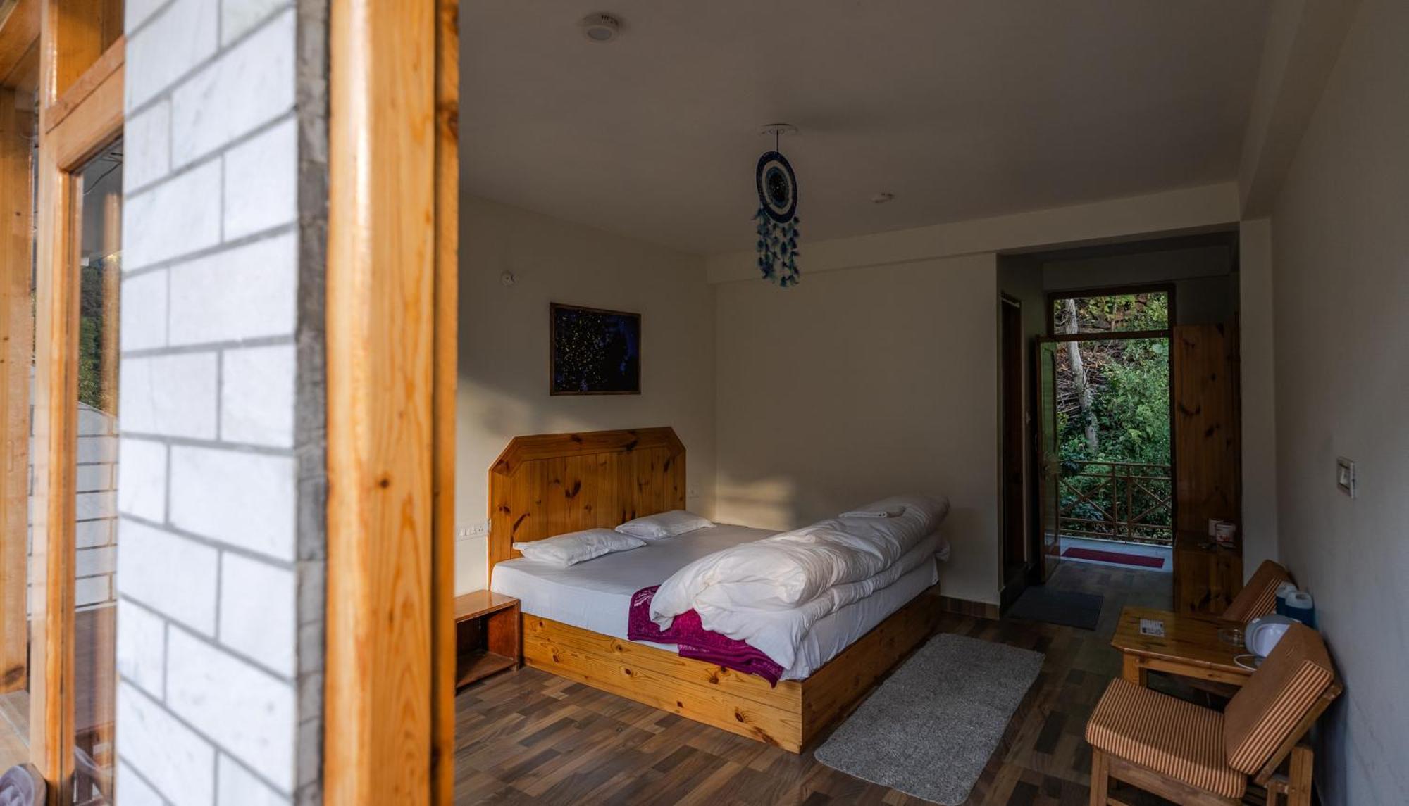 God'S Land Bed and Breakfast Manāli Exterior foto
