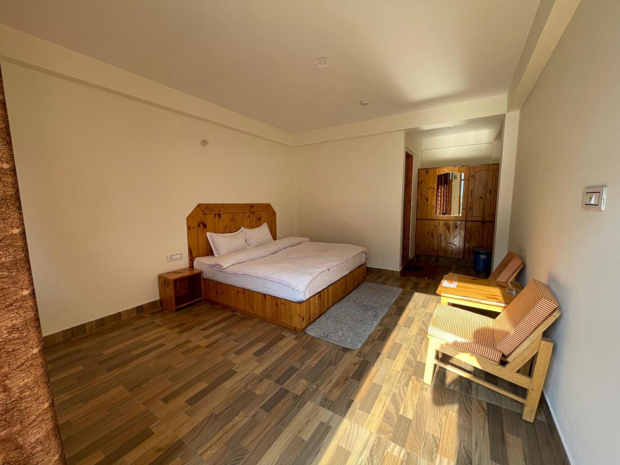 God'S Land Bed and Breakfast Manāli Exterior foto